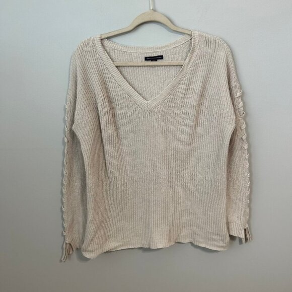 American Eagle Outfitters Cream V-Neck Wool Blend Knit Sweater Size Medium - Picture 2 of 7